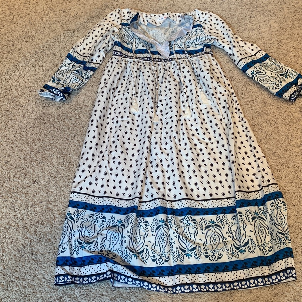 NWOT Woman’s dress